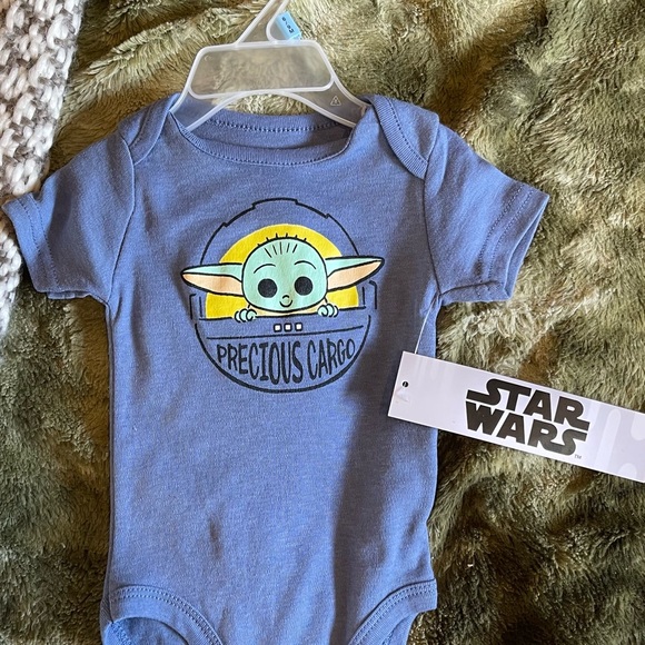 Baby yoda onesie Disney new with tags - Picture 2 of 2